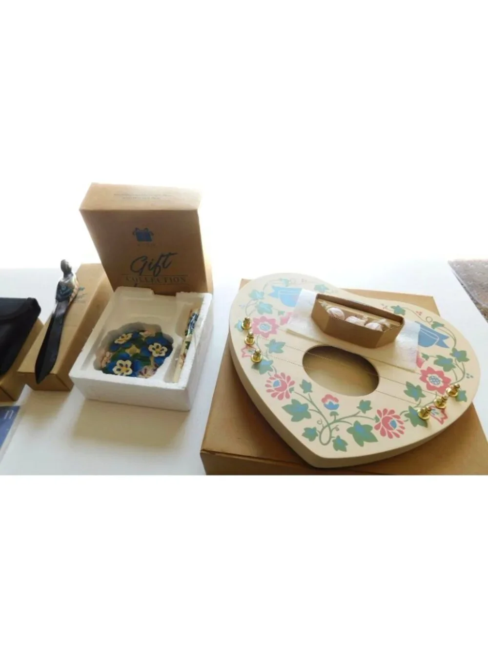 Vintage Avon Gift Collection Spring Charms Harp Cedar Duck Sachet Cottagecore